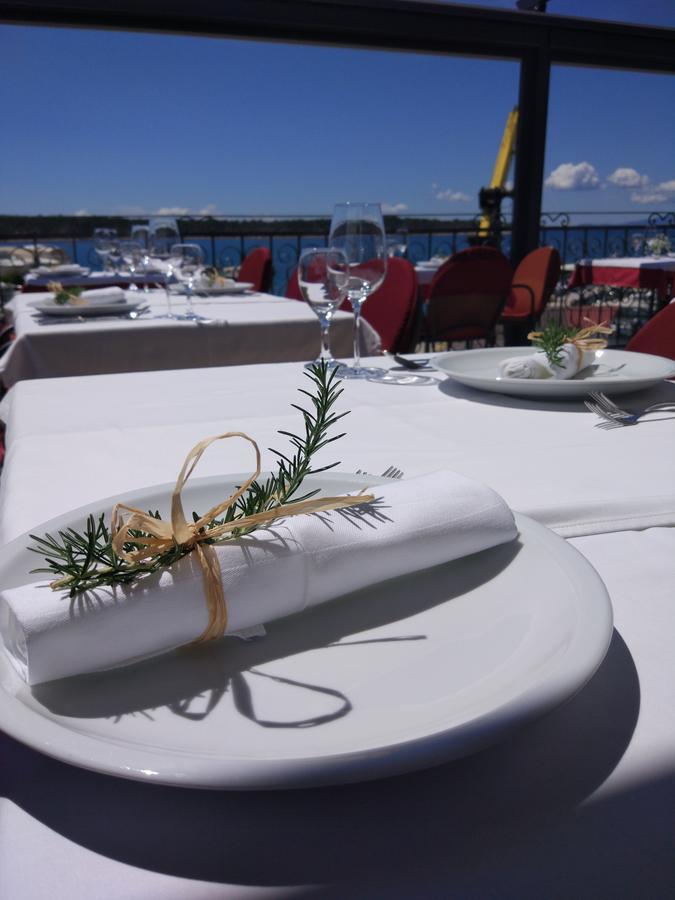 Captain'S Club Banjol Buitenkant foto